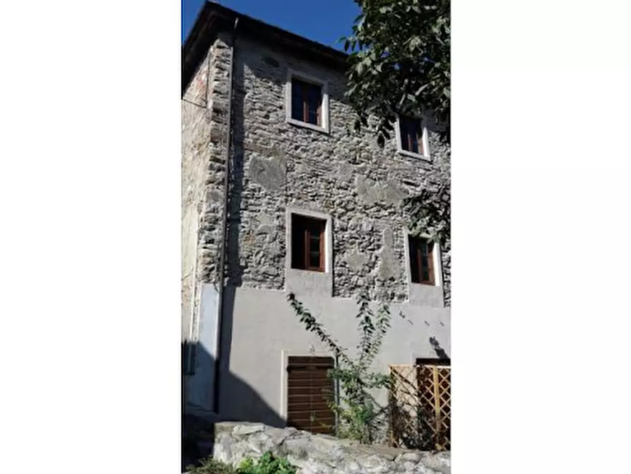 Immagine 1 di Casa bifamiliare in vendita  a Trento