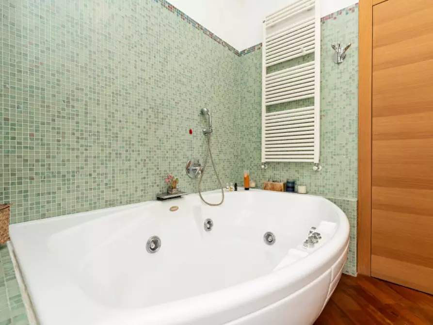 Immagine 15 di Appartamento in vendita  in via Enrico Noe 4 a Milano