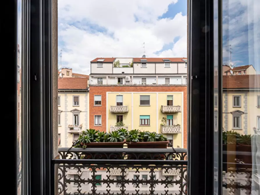 Immagine 33 di Appartamento in vendita  in via Enrico Noe 4 a Milano