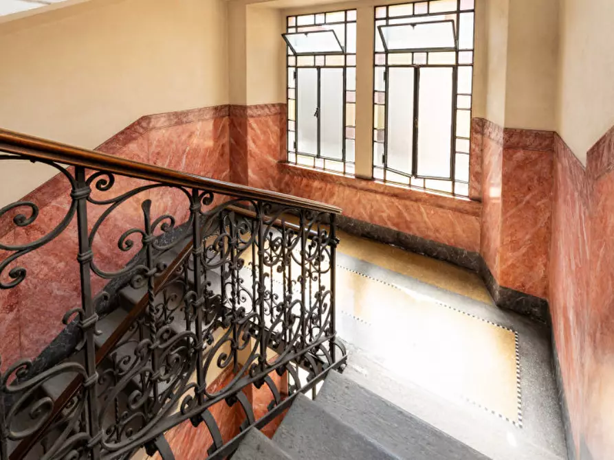 Immagine 36 di Appartamento in vendita  in via Enrico Noe 4 a Milano