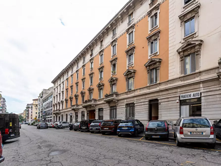 Immagine 39 di Appartamento in vendita  in via Enrico Noe 4 a Milano