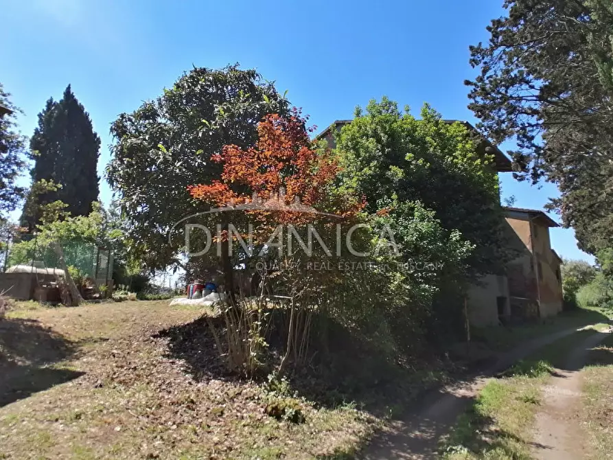 Immagine 11 di Casa indipendente in vendita  a Santa Maria A Monte