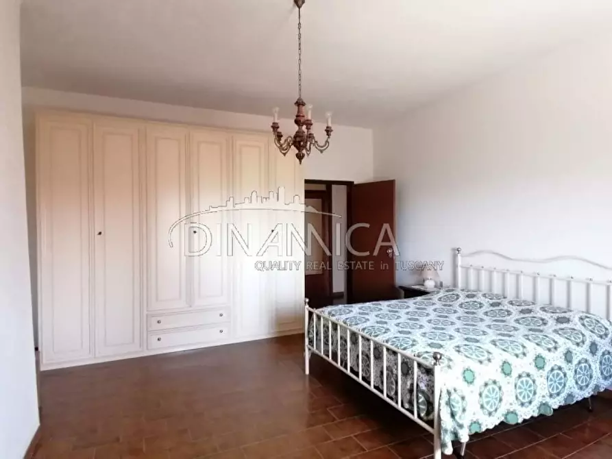 Immagine 22 di Casa indipendente in vendita  a Santa Maria A Monte