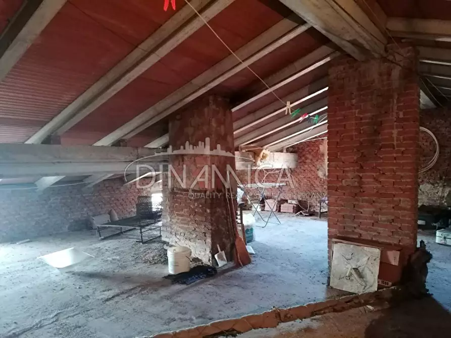 Immagine 30 di Casa indipendente in vendita  a Santa Maria A Monte