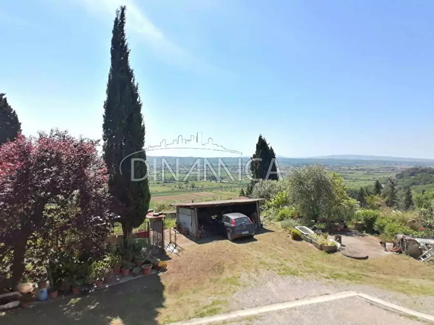 Immagine 31 di Casa indipendente in vendita  a Santa Maria A Monte