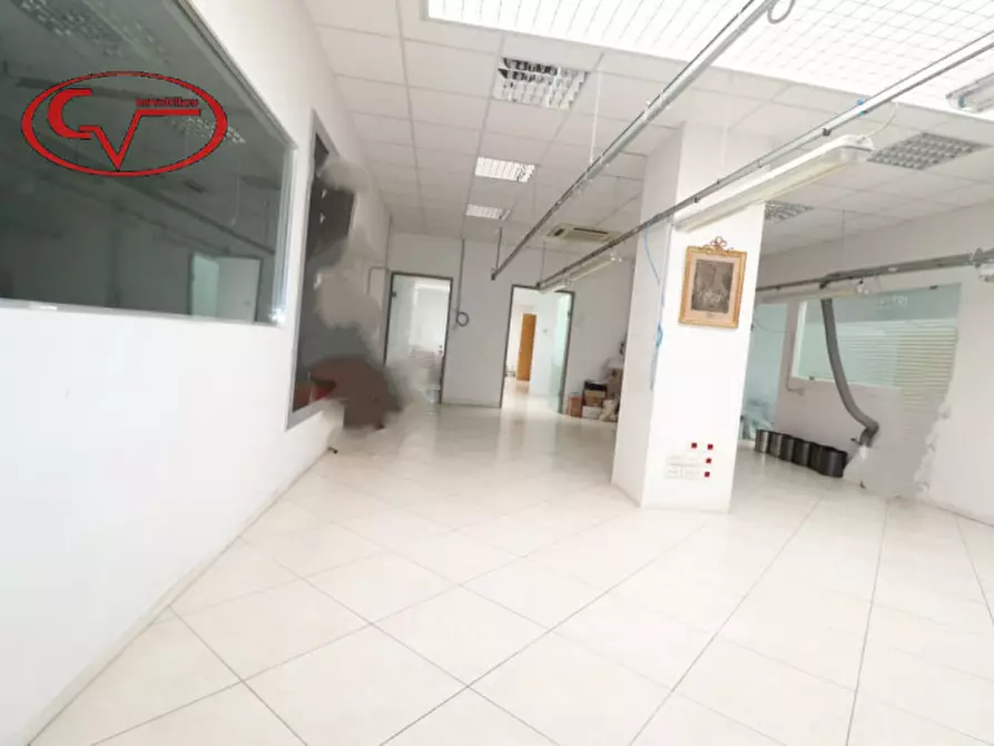 Immagine 1 di Ufficio in vendita  in via giacomo leopardi a Montevarchi