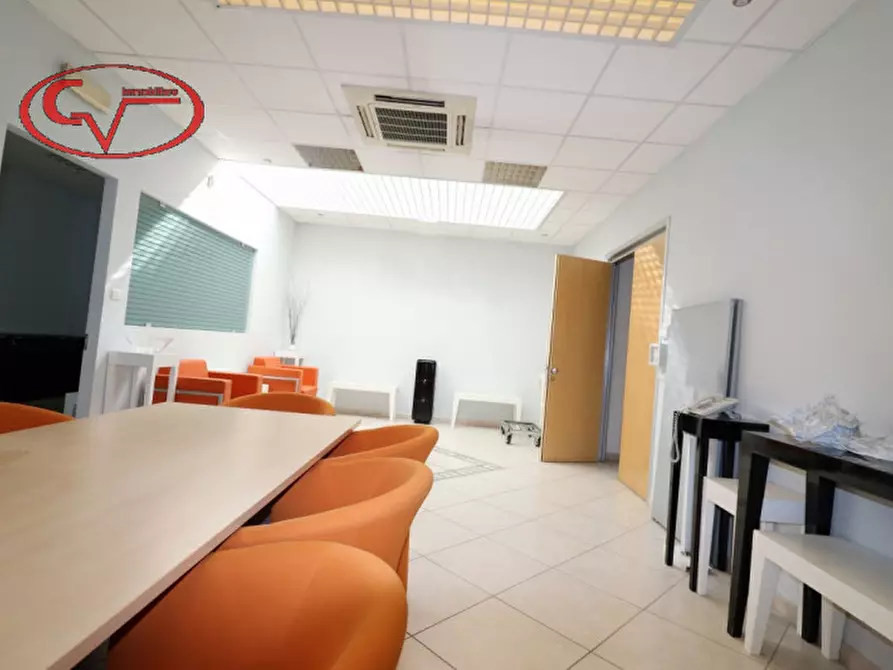 Immagine 4 di Ufficio in vendita  in via giacomo leopardi a Montevarchi