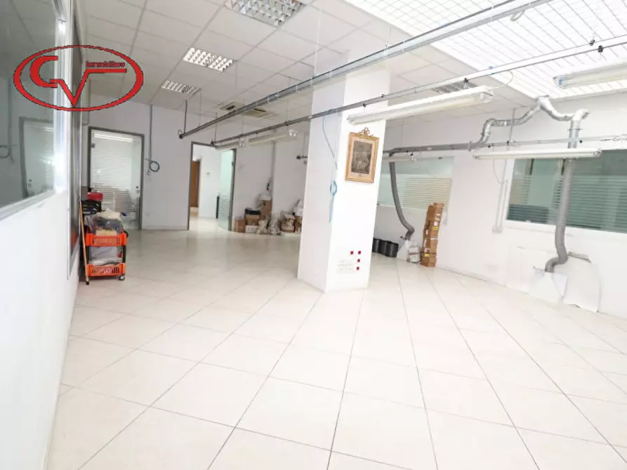 Immagine 15 di Ufficio in vendita  in via giacomo leopardi a Montevarchi