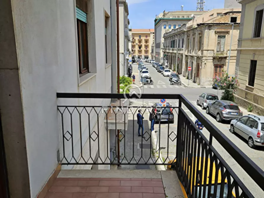 Immagine 1 di Appartamento in vendita  in Via Cesare Battisti a Reggio Di Calabria