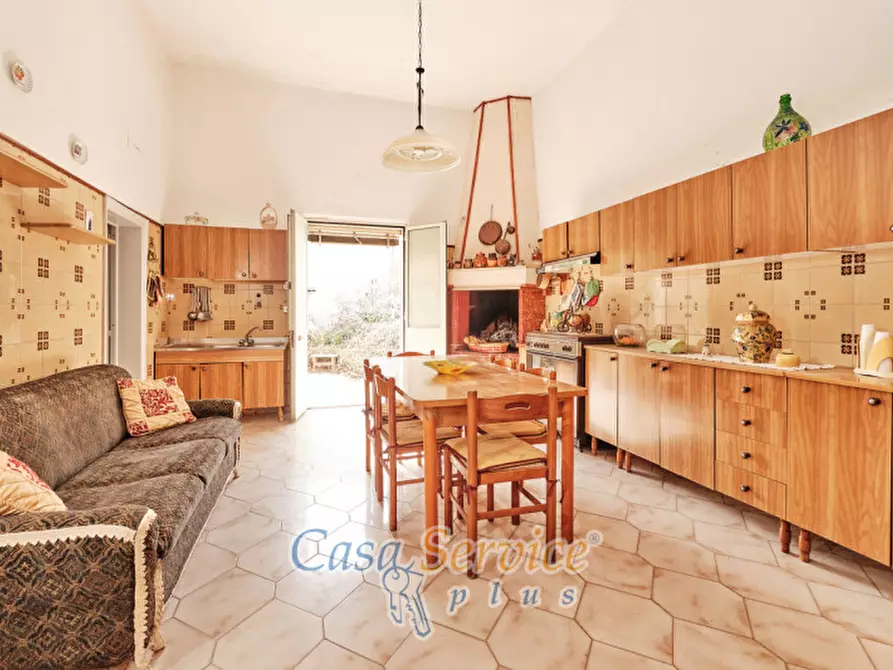 Immagine 15 di Casa indipendente in vendita  a Taviano