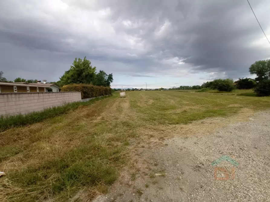 Immagine 1 di Terreno in vendita  in VIA TOPPO WASSERMAN a San Giorgio Di Nogaro