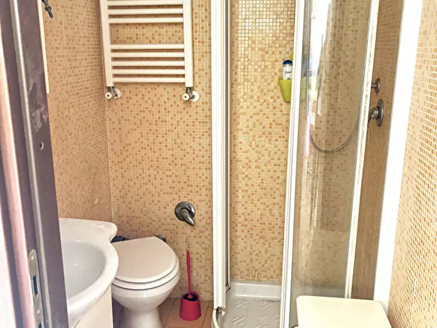 Immagine 15 di Appartamento in vendita  in via Giovanni D'Andrea a Roma