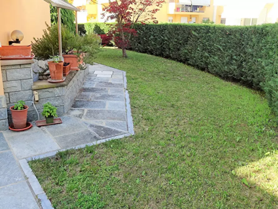 Immagine 19 di Villetta a schiera in vendita  in Via Montebellina a Alba