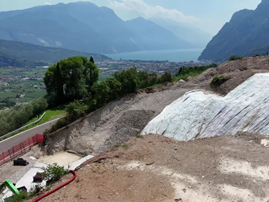 Immagine 10 di Appartamento in vendita  a Tenno