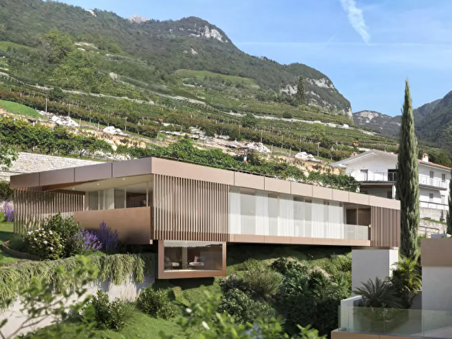 Immagine 2 di Villa in vendita  a Tenno