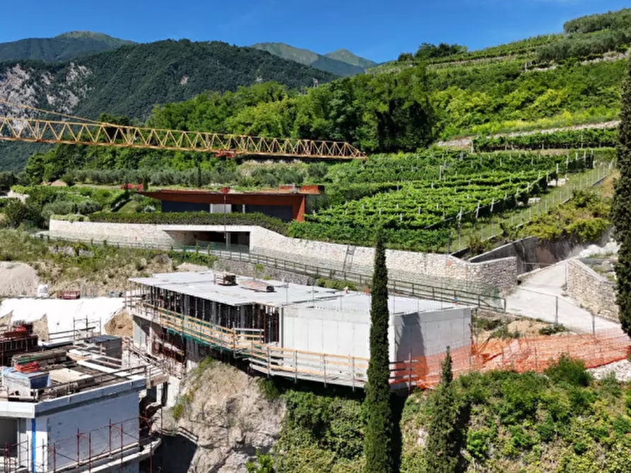 Immagine 6 di Villa in vendita  a Tenno