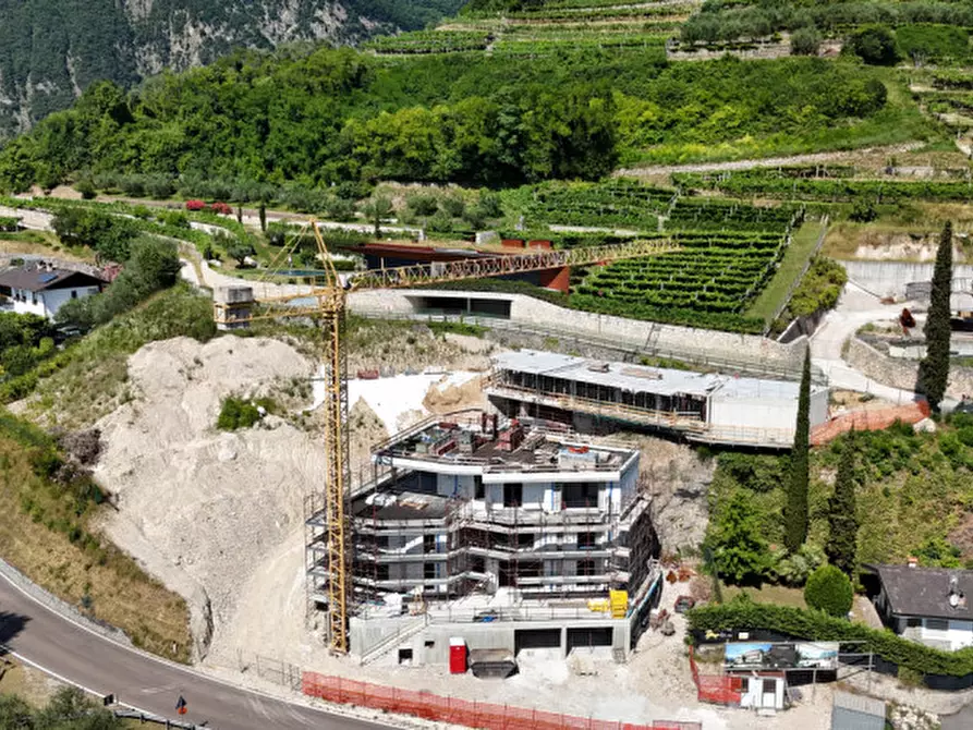 Immagine 8 di Villa in vendita  a Tenno