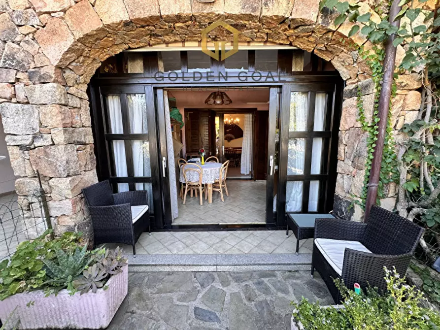 Immagine 3 di Appartamento in vendita  in Via Bologna a San Teodoro