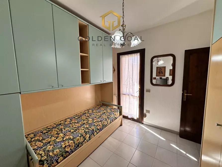 Immagine 17 di Appartamento in vendita  in Via Bologna a San Teodoro