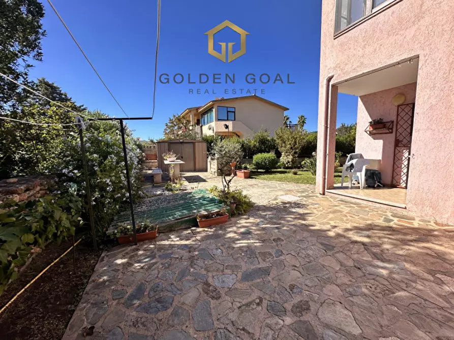 Immagine 19 di Appartamento in vendita  in Via Bologna a San Teodoro