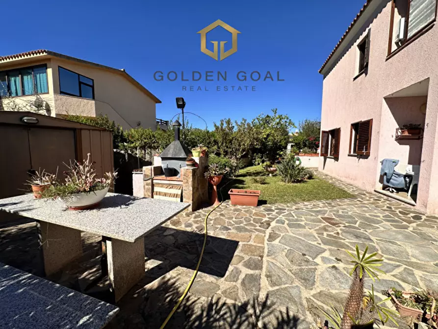 Immagine 22 di Appartamento in vendita  in Via Bologna a San Teodoro