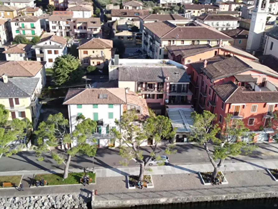Immagine 15 di Appartamento in vendita  in Lungolago Vittorio Veneto a Torri Del Benaco