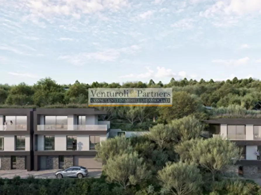 Immagine 3 di Villa in vendita  in via Gramsci a Padenghe Sul Garda