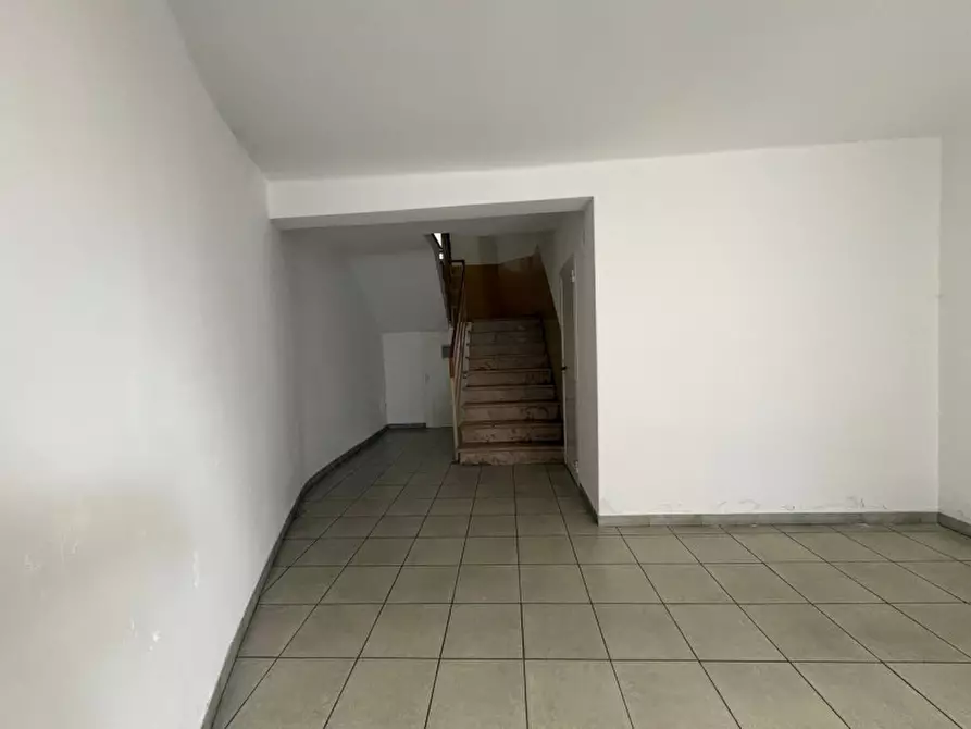 Immagine 6 di Appartamento in vendita  in via rocco goffredo a Martina Franca