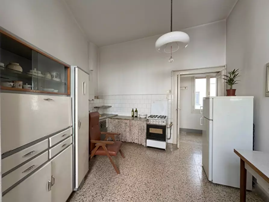 Immagine 8 di Appartamento in vendita  in via rocco goffredo a Martina Franca