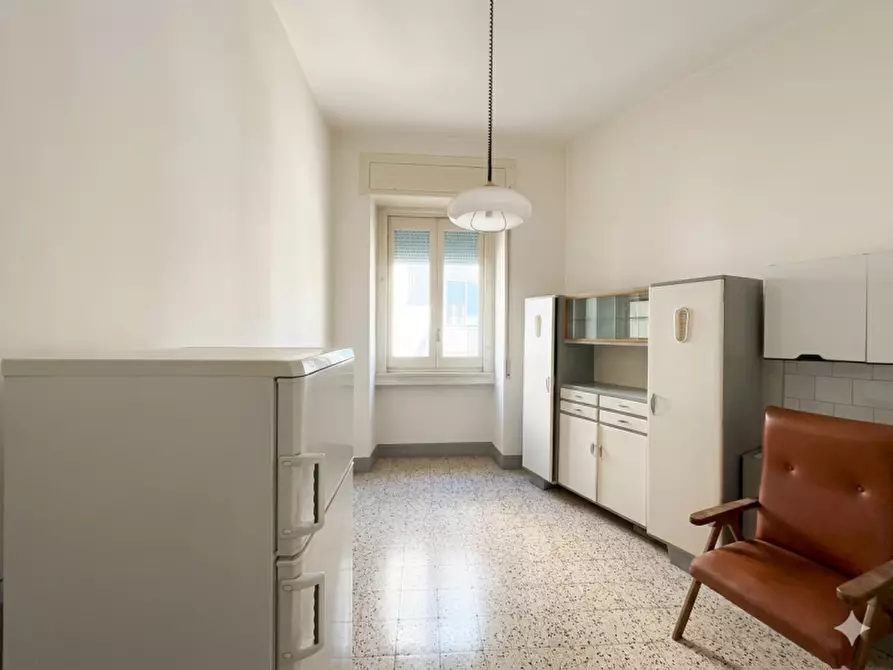 Immagine 15 di Appartamento in vendita  in via rocco goffredo a Martina Franca