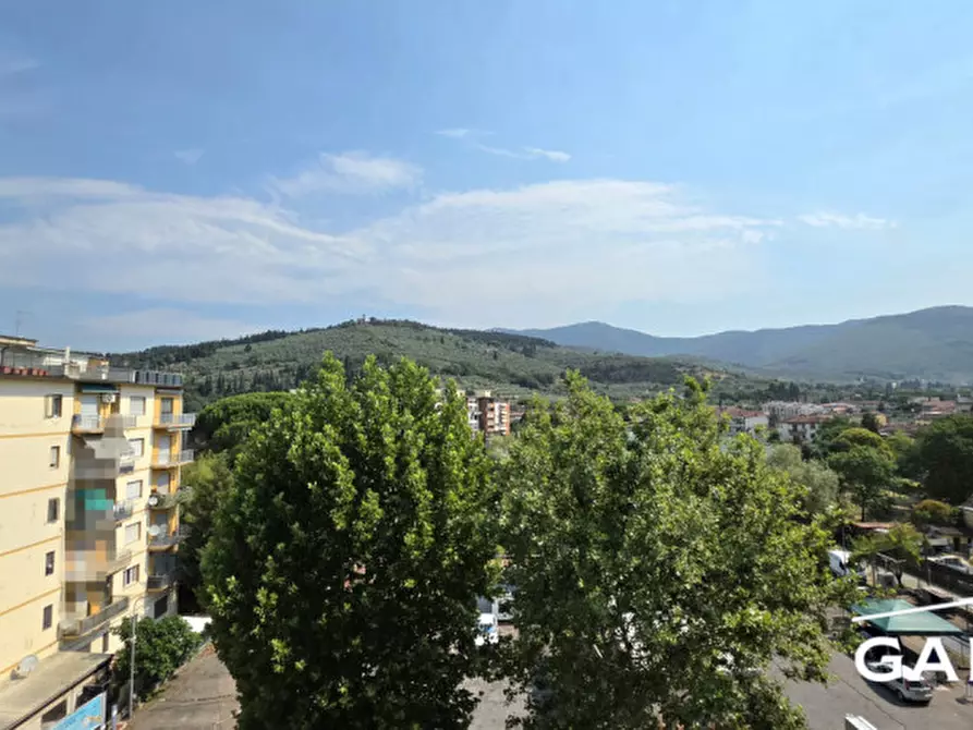 Immagine 14 di Appartamento in vendita  a Sesto Fiorentino