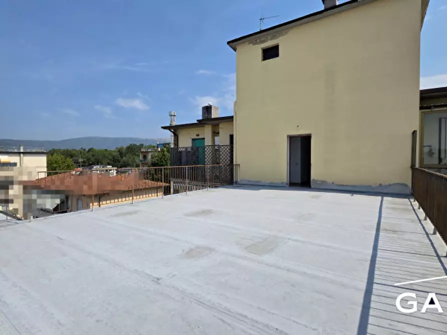 Immagine 16 di Appartamento in vendita  a Sesto Fiorentino