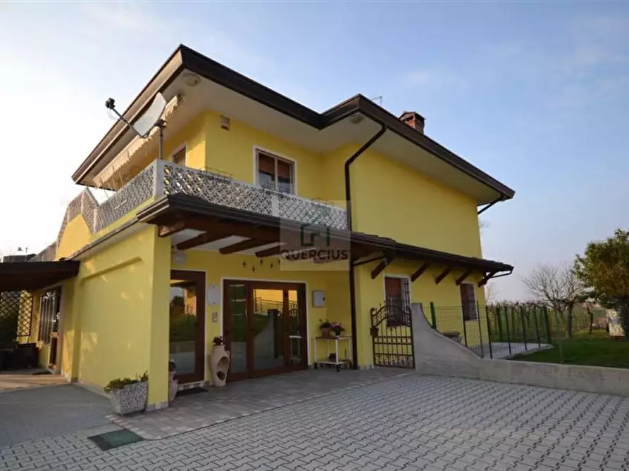 Immagine 2 di Villa in vendita  in via oriani a Eraclea