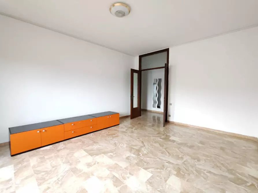 Immagine 3 di Appartamento in vendita  in via Liguria a Rubano