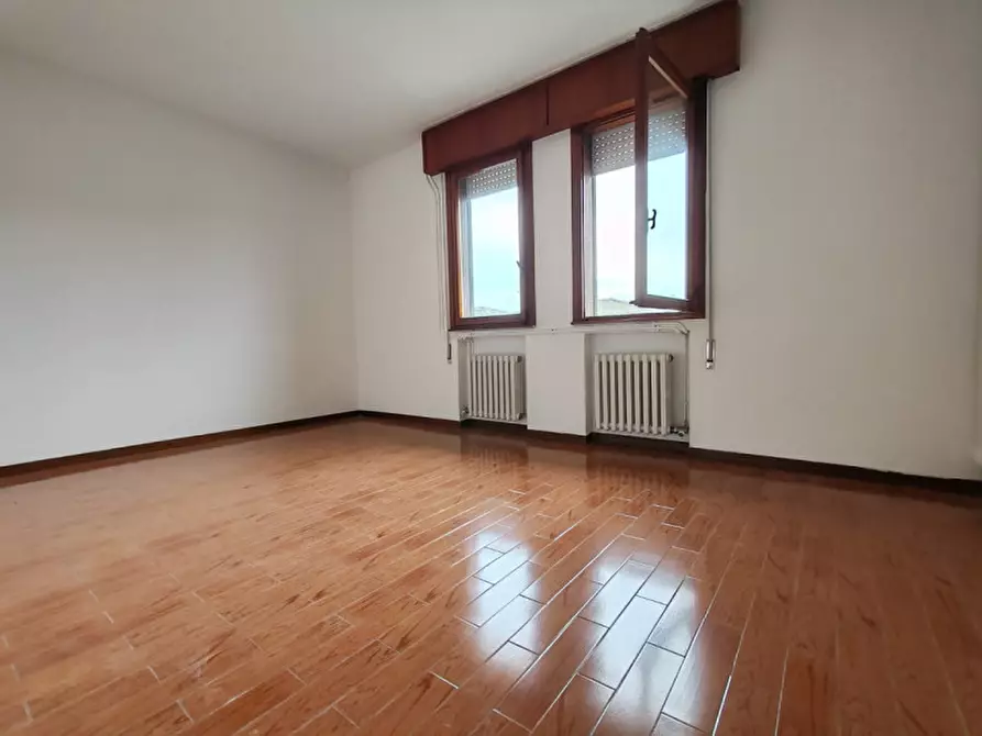 Immagine 7 di Appartamento in vendita  in via Liguria a Rubano