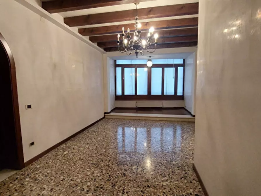 Immagine 24 di Appartamento in vendita  in Salita Brocchi a Bassano Del Grappa