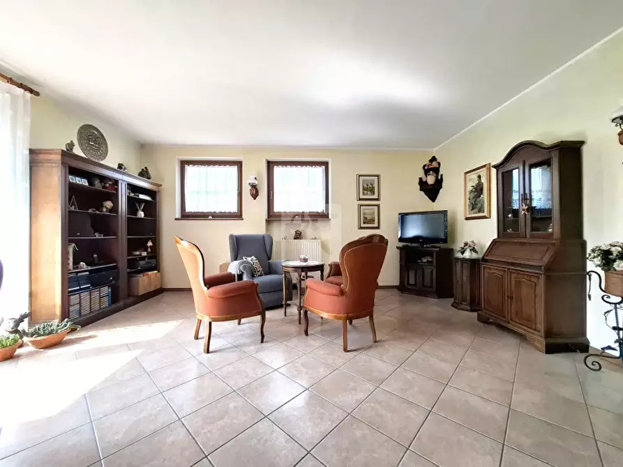 Immagine 5 di Villetta a schiera in vendita  in Piazza Vittoria a Arco