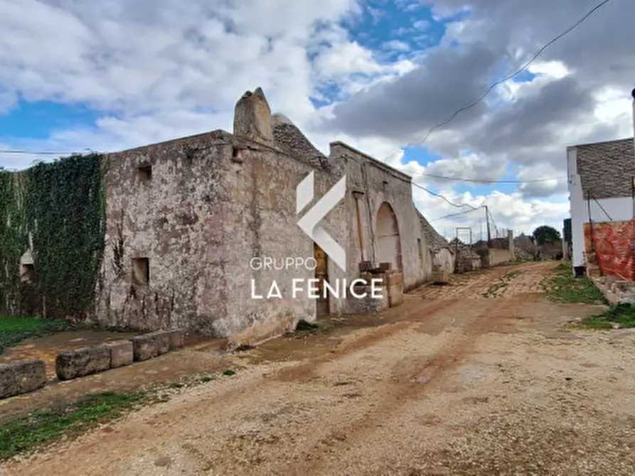 Immagine 6 di Rustico / casale in vendita  in contrada Capitolo a Locorotondo