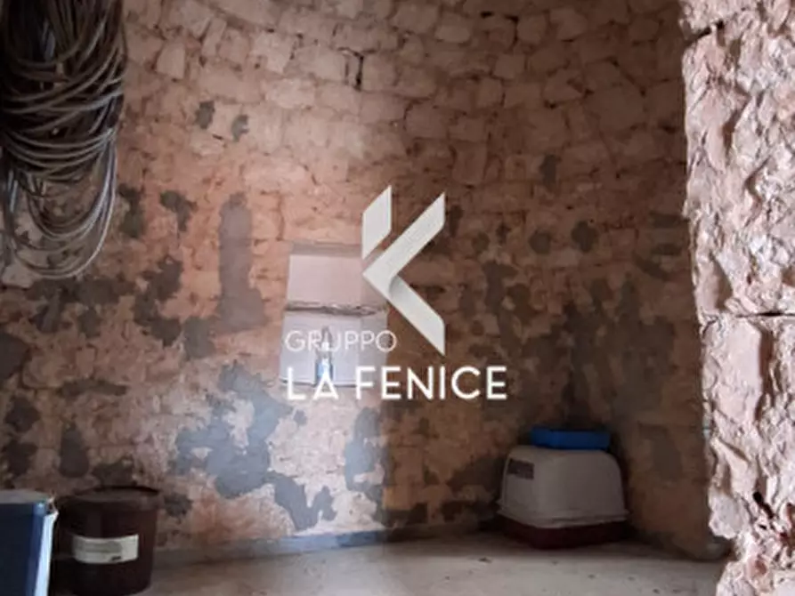 Immagine 19 di Rustico / casale in vendita  in contrada Capitolo a Locorotondo