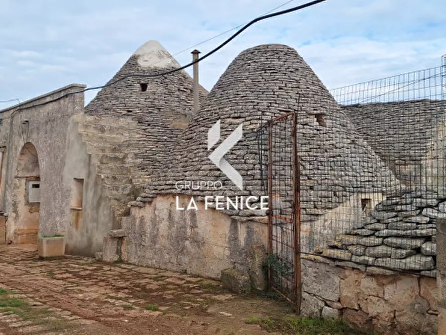 Immagine 21 di Rustico / casale in vendita  in contrada Capitolo a Locorotondo