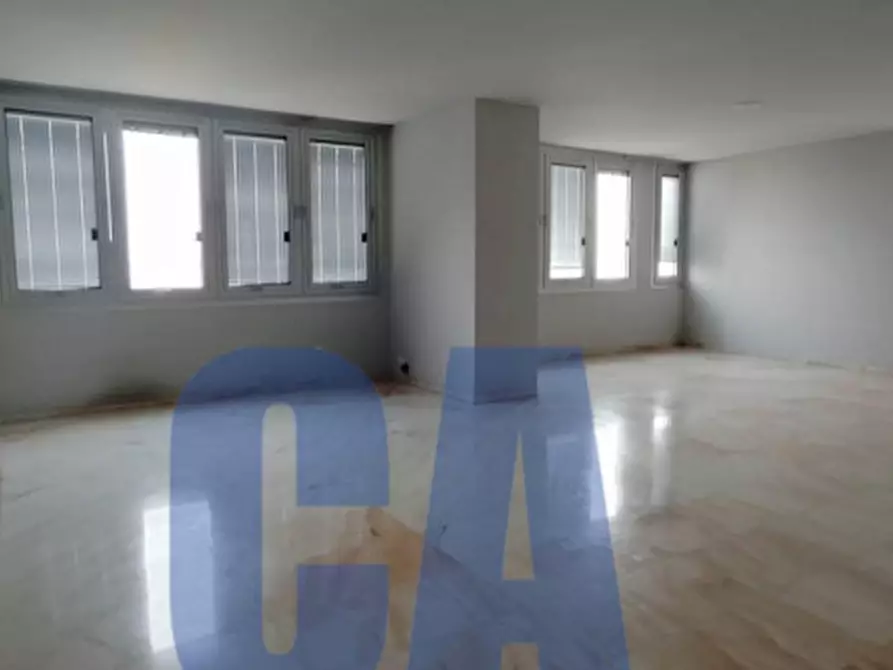 Immagine 1 di Appartamento in vendita  in VIALE VITTORIO VENETO a Milano