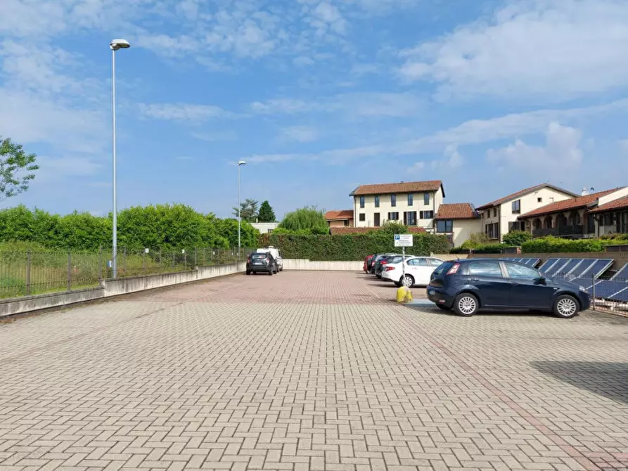 Immagine 7 di Posto auto in vendita  in Strada Falcettini, N. 1 a Chieri