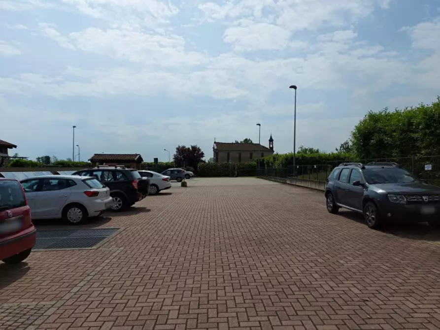 Immagine 8 di Posto auto in vendita  in Strada Falcettini, N. 1 a Chieri