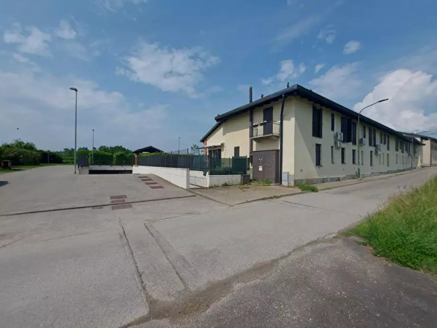 Immagine 11 di Posto auto in vendita  in Strada Falcettini, N. 1 a Chieri