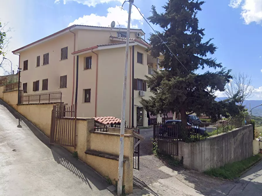 Immagine 3 di Appartamento in vendita  in Via San Pasquale a Zumpano