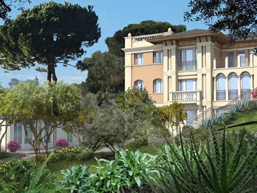 Immagine 2 di Villa in vendita  in Via Romagneno a Recco