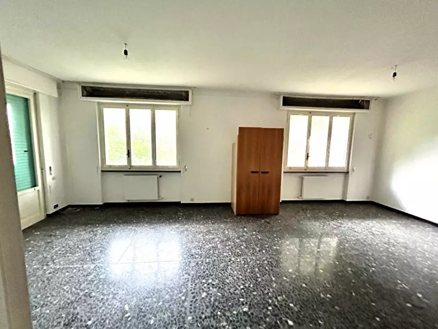 Immagine 6 di Villa in vendita  in Via Romagneno a Recco