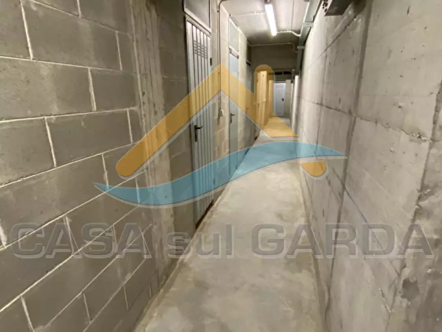 Immagine 20 di Appartamento in vendita  in Via Tintoretto a Sirmione