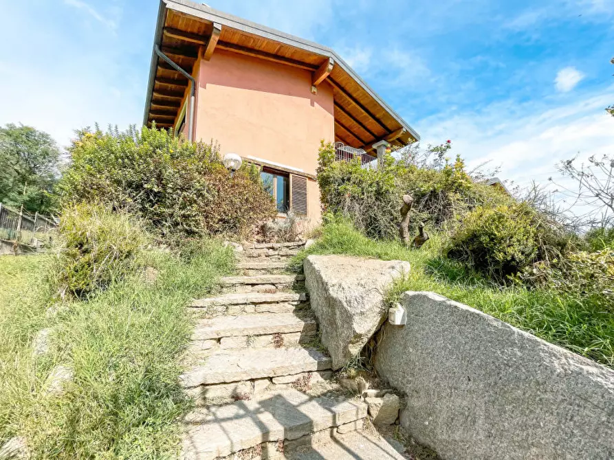 Immagine 23 di Villa in vendita  in via Vignazza n 4 a Comignago