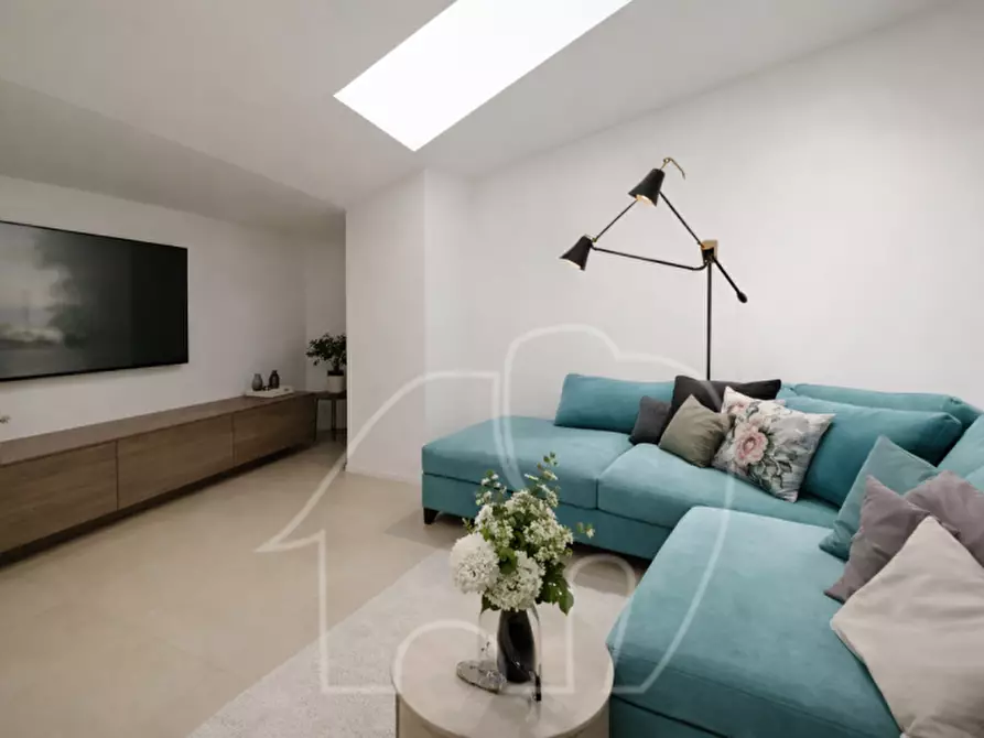 Immagine 2 di Appartamento in vendita  in Via A. Degasperi a Mezzolombardo